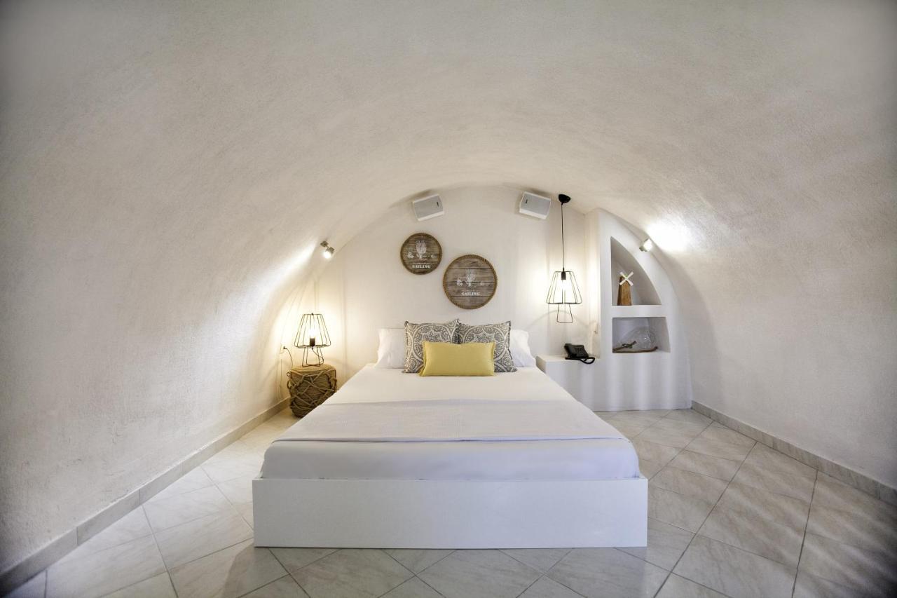Privee Santorini Hotel Perissa  Quarto foto
